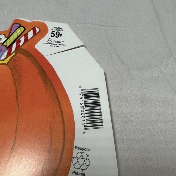 VINTAGE HALLOWEEN EUREKA PUMPKINS TRICK OR TREAT DIE CUT 13" X 10" NOS - Picture 2 of 2